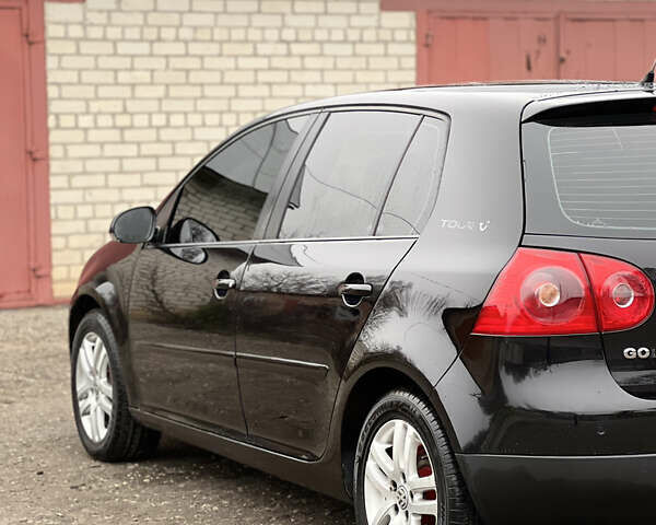 Черный Фольксваген Гольф, объемом двигателя 1.6 л и пробегом 245 тыс. км за 5700 $, фото 36 на Automoto.ua