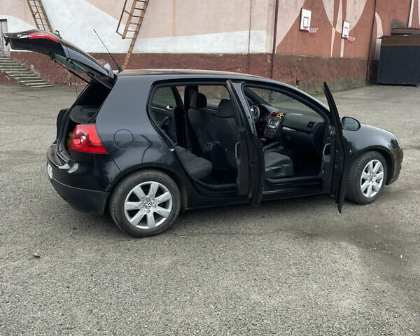 Чорний Фольксваген Гольф, об'ємом двигуна 1.39 л та пробігом 200 тис. км за 6800 $, фото 8 на Automoto.ua