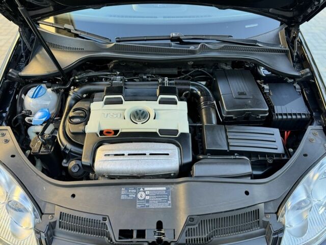 Чорний Фольксваген Гольф, об'ємом двигуна 1.4 л та пробігом 172 тис. км за 7400 $, фото 23 на Automoto.ua