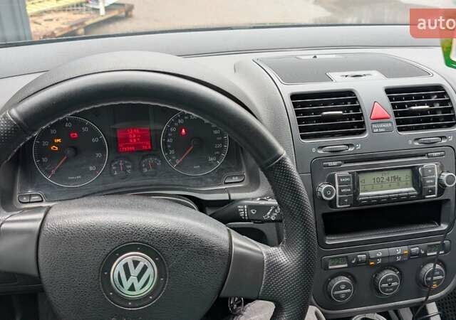 Черный Фольксваген Гольф, объемом двигателя 1.6 л и пробегом 178 тыс. км за 5950 $, фото 11 на Automoto.ua