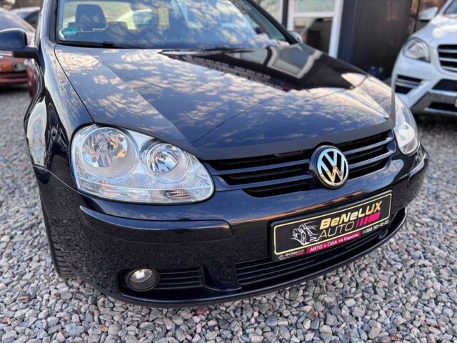 Черный Фольксваген Гольф, объемом двигателя 1.6 л и пробегом 198 тыс. км за 6999 $, фото 19 на Automoto.ua