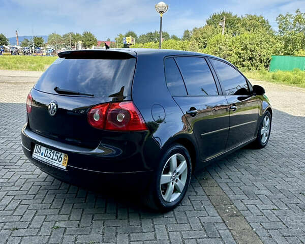 Черный Фольксваген Гольф, объемом двигателя 1.4 л и пробегом 215 тыс. км за 5999 $, фото 5 на Automoto.ua