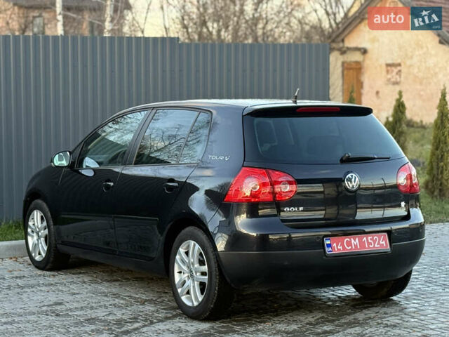 Чорний Фольксваген Гольф, об'ємом двигуна 1.4 л та пробігом 211 тис. км за 5650 $, фото 30 на Automoto.ua