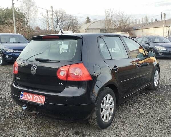 Черный Фольксваген Гольф, объемом двигателя 1.6 л и пробегом 242 тыс. км за 5850 $, фото 10 на Automoto.ua