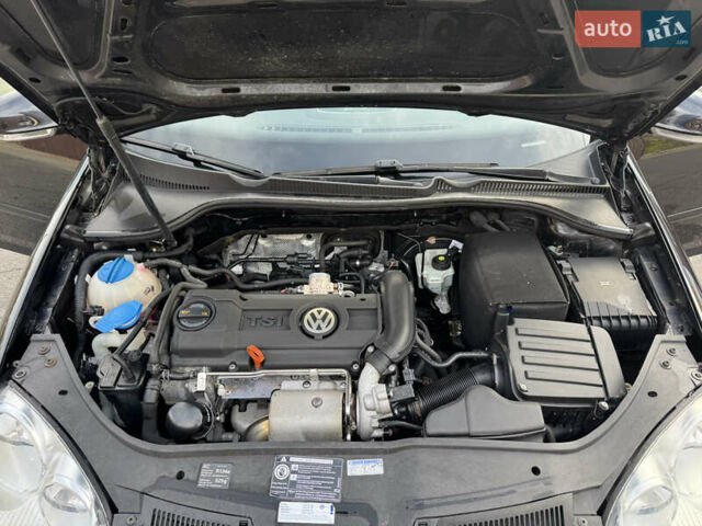 Фольксваген Гольф 2008 в Запорожье на Automoto.ua Черный Фольксваген Гольф, объемом двигателя 1.4 л и пробегом 287 тыс. км за 6600 $, фото 19 на Automoto.ua
