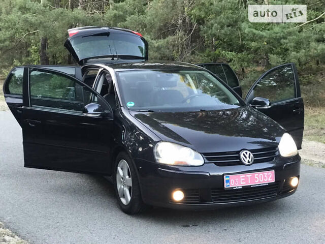 Черный Фольксваген Гольф, объемом двигателя 1.4 л и пробегом 206 тыс. км за 5900 $, фото 2 на Automoto.ua