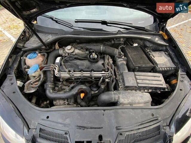 Черный Фольксваген Гольф, объемом двигателя 1.9 л и пробегом 266 тыс. км за 6400 $, фото 20 на Automoto.ua