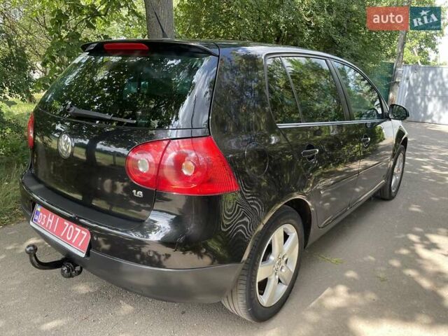Чорний Фольксваген Гольф, об'ємом двигуна 1.6 л та пробігом 211 тис. км за 6850 $, фото 7 на Automoto.ua