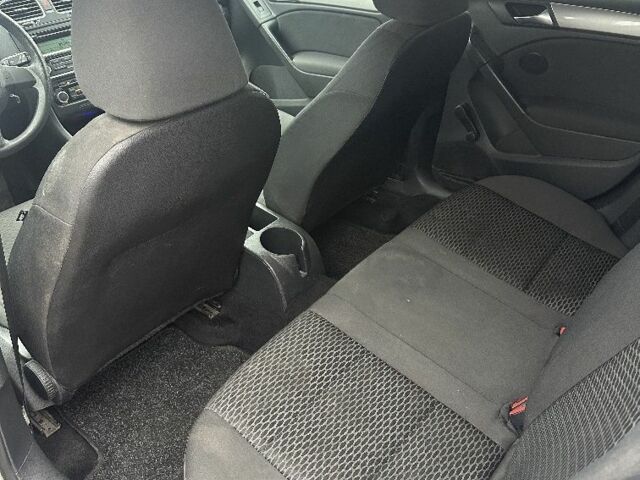 Чорний Фольксваген Гольф, об'ємом двигуна 2 л та пробігом 216 тис. км за 3500 $, фото 6 на Automoto.ua