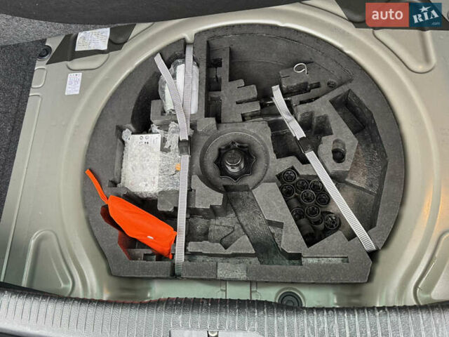 Черный Фольксваген Гольф, объемом двигателя 1.4 л и пробегом 184 тыс. км за 5950 $, фото 12 на Automoto.ua