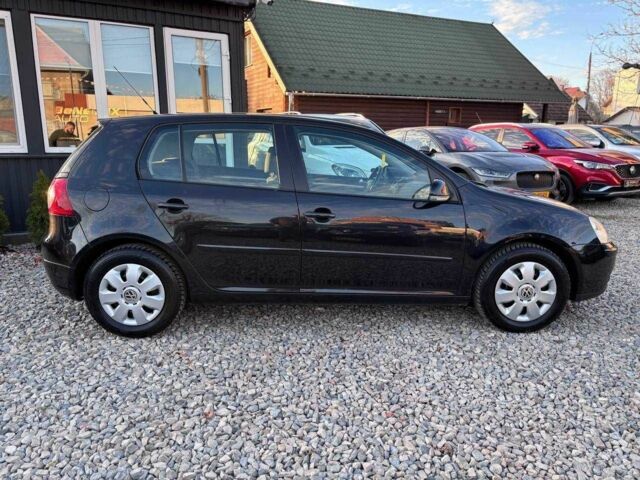 Черный Фольксваген Гольф, объемом двигателя 1.6 л и пробегом 198 тыс. км за 6999 $, фото 7 на Automoto.ua