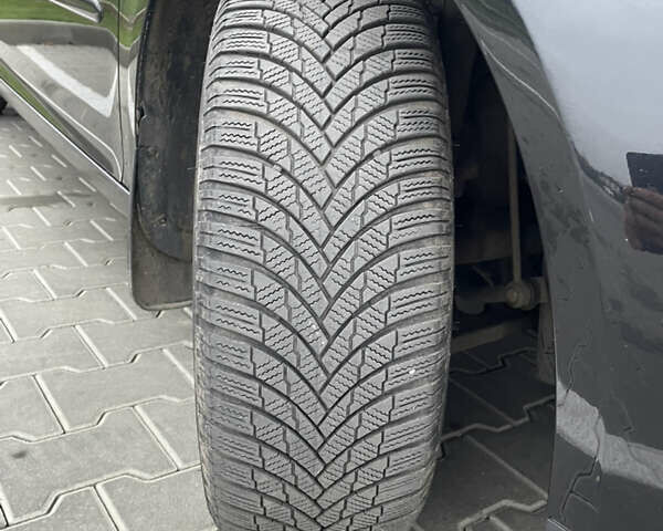 Черный Фольксваген Гольф, объемом двигателя 1.6 л и пробегом 202 тыс. км за 6600 $, фото 16 на Automoto.ua