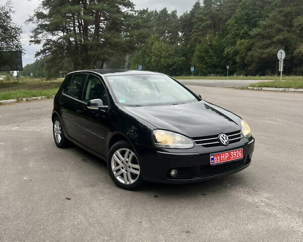 Черный Фольксваген Гольф, объемом двигателя 1.4 л и пробегом 244 тыс. км за 5800 $, фото 8 на Automoto.ua