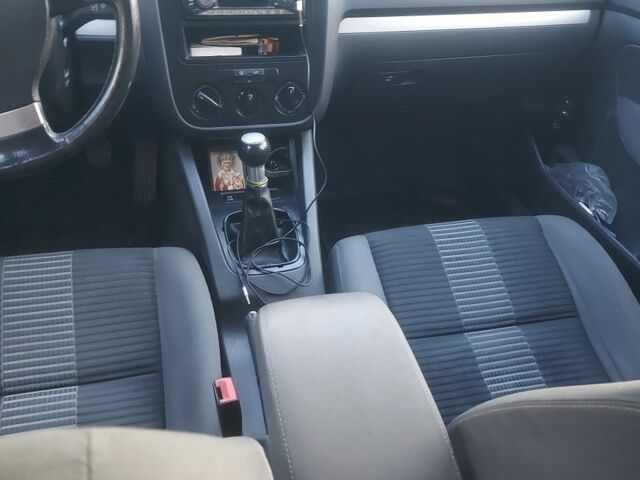 Черный Фольксваген Гольф, объемом двигателя 0 л и пробегом 324 тыс. км за 4400 $, фото 11 на Automoto.ua