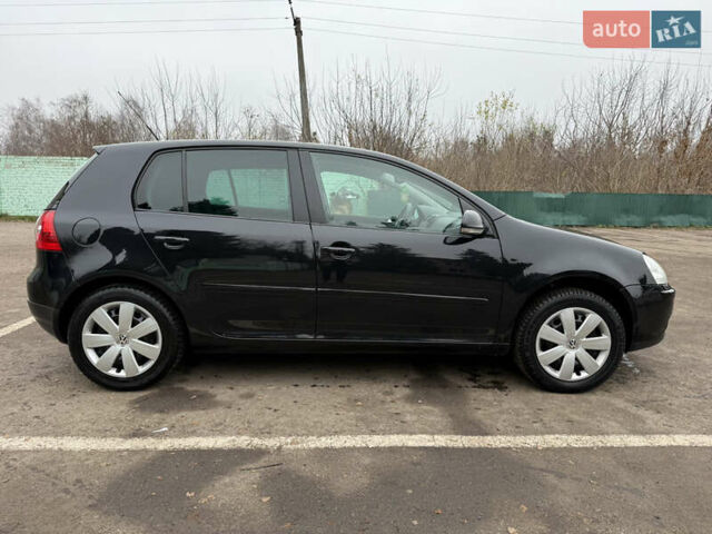 Черный Фольксваген Гольф, объемом двигателя 1.6 л и пробегом 226 тыс. км за 6950 $, фото 7 на Automoto.ua