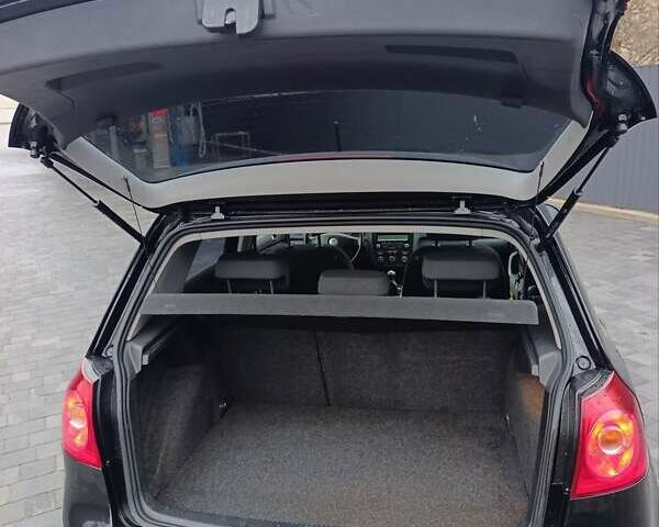 Чорний Фольксваген Гольф, об'ємом двигуна 1.9 л та пробігом 336 тис. км за 5300 $, фото 22 на Automoto.ua