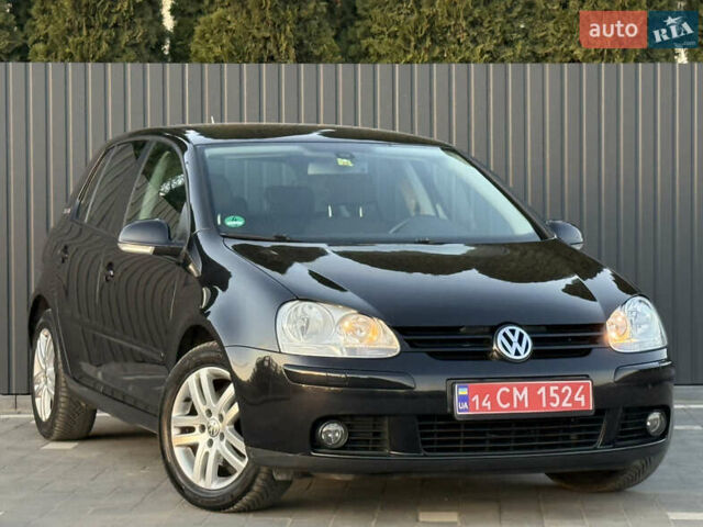 Черный Фольксваген Гольф, объемом двигателя 1.4 л и пробегом 211 тыс. км за 5690 $, фото 29 на Automoto.ua