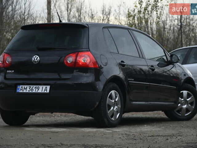 Черный Фольксваген Гольф, объемом двигателя 1.39 л и пробегом 221 тыс. км за 6800 $, фото 10 на Automoto.ua