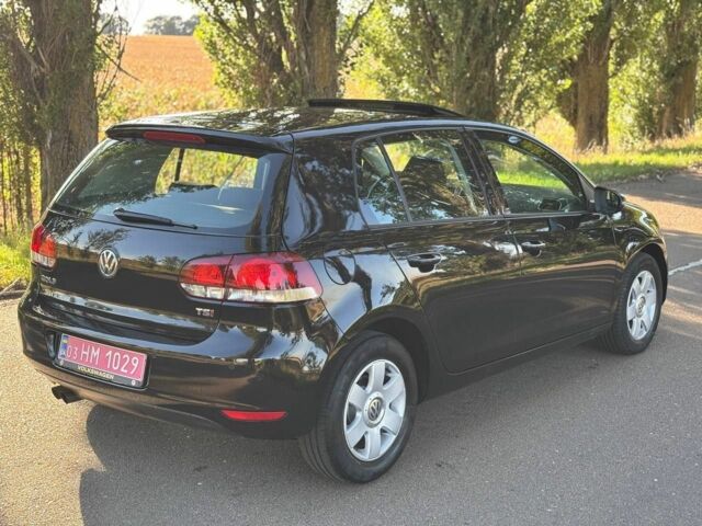 Черный Фольксваген Гольф, объемом двигателя 0 л и пробегом 160 тыс. км за 8300 $, фото 5 на Automoto.ua