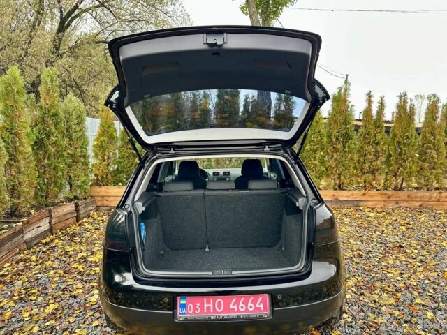 Черный Фольксваген Гольф, объемом двигателя 1.6 л и пробегом 215 тыс. км за 6300 $, фото 16 на Automoto.ua