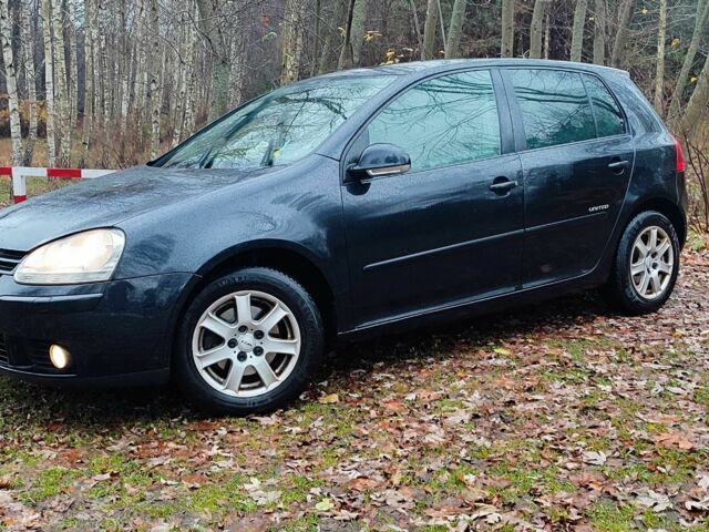 Черный Фольксваген Гольф, объемом двигателя 1.9 л и пробегом 285 тыс. км за 3250 $, фото 2 на Automoto.ua