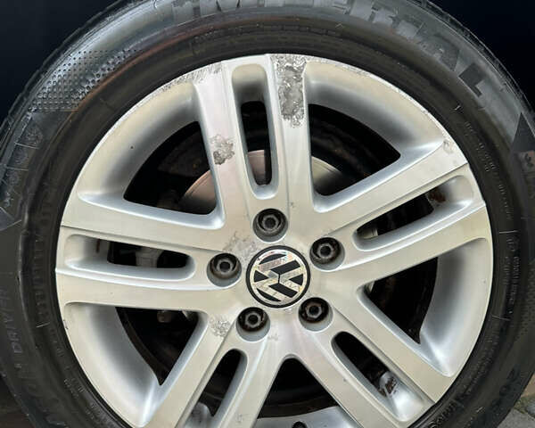 Черный Фольксваген Гольф, объемом двигателя 1.4 л и пробегом 248 тыс. км за 5700 $, фото 17 на Automoto.ua