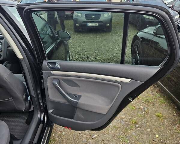 Чорний Фольксваген Гольф, об'ємом двигуна 1.39 л та пробігом 260 тис. км за 5100 $, фото 11 на Automoto.ua