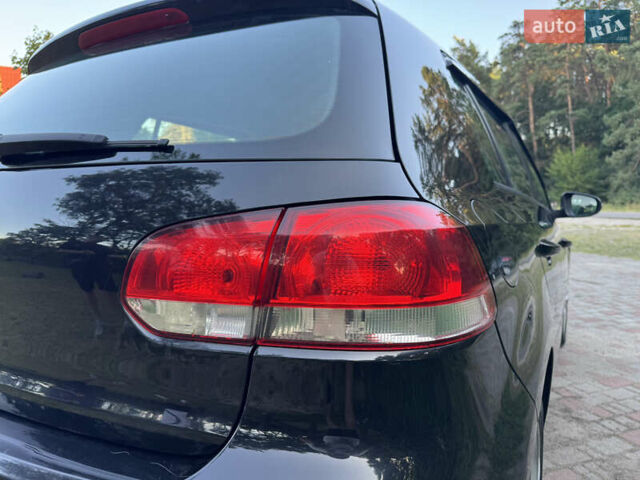 Черный Фольксваген Гольф, объемом двигателя 1.39 л и пробегом 246 тыс. км за 7500 $, фото 5 на Automoto.ua