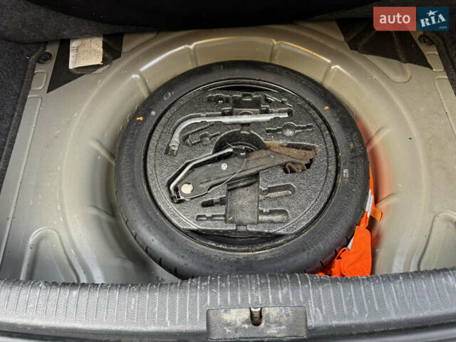 Фольксваген Гольф 2008 в Запорожье на Automoto.ua Черный Фольксваген Гольф, объемом двигателя 1.4 л и пробегом 287 тыс. км за 6600 $, фото 16 на Automoto.ua