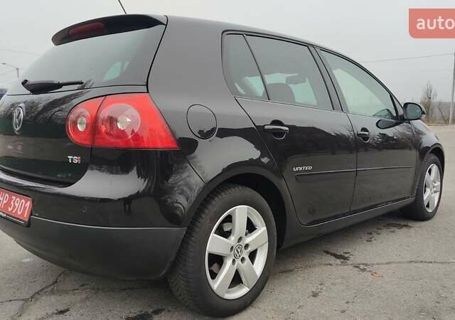 Чорний Фольксваген Гольф, об'ємом двигуна 1.4 л та пробігом 181 тис. км за 6500 $, фото 1 на Automoto.ua