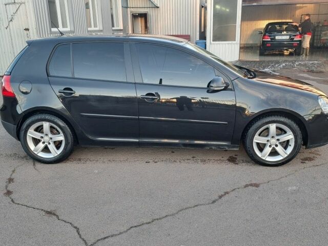 Черный Фольксваген Гольф, объемом двигателя 2 л и пробегом 287 тыс. км за 5799 $, фото 6 на Automoto.ua