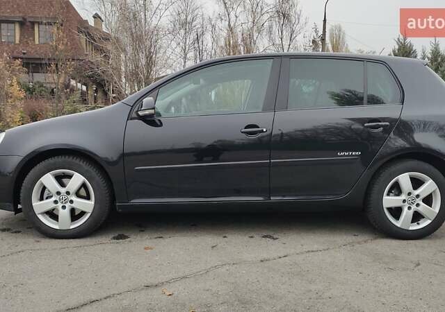 Чорний Фольксваген Гольф, об'ємом двигуна 1.4 л та пробігом 181 тис. км за 6500 $, фото 2 на Automoto.ua