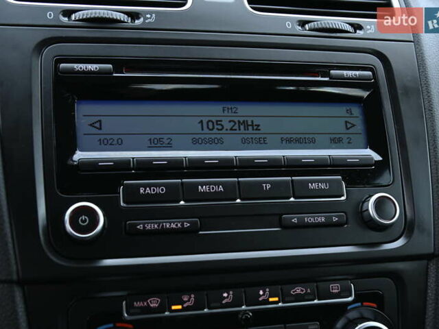 Черный Фольксваген Гольф, объемом двигателя 1.6 л и пробегом 217 тыс. км за 7700 $, фото 26 на Automoto.ua