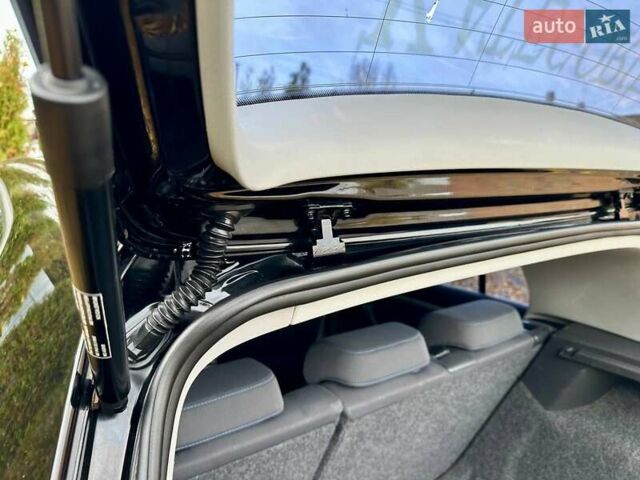 Черный Фольксваген Гольф, объемом двигателя 1.6 л и пробегом 215 тыс. км за 6300 $, фото 99 на Automoto.ua