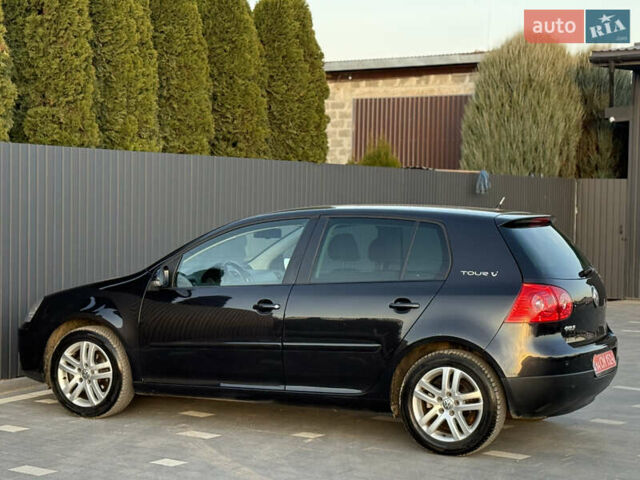 Черный Фольксваген Гольф, объемом двигателя 1.4 л и пробегом 211 тыс. км за 5690 $, фото 37 на Automoto.ua