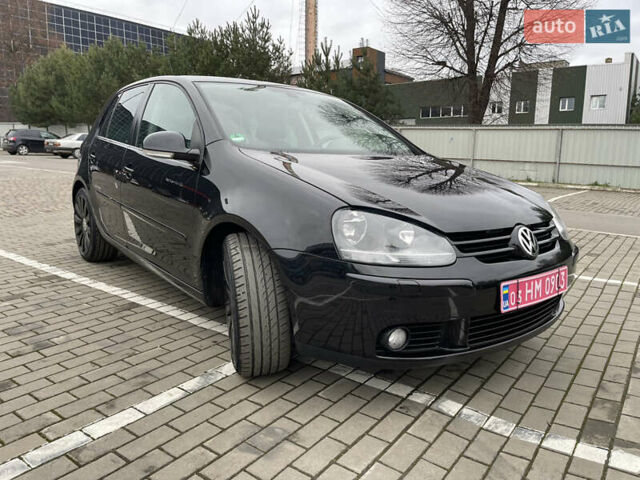 Черный Фольксваген Гольф, объемом двигателя 0 л и пробегом 240 тыс. км за 6600 $, фото 2 на Automoto.ua