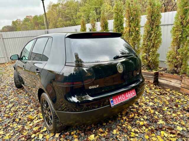 Черный Фольксваген Гольф, объемом двигателя 1.6 л и пробегом 215 тыс. км за 6300 $, фото 4 на Automoto.ua