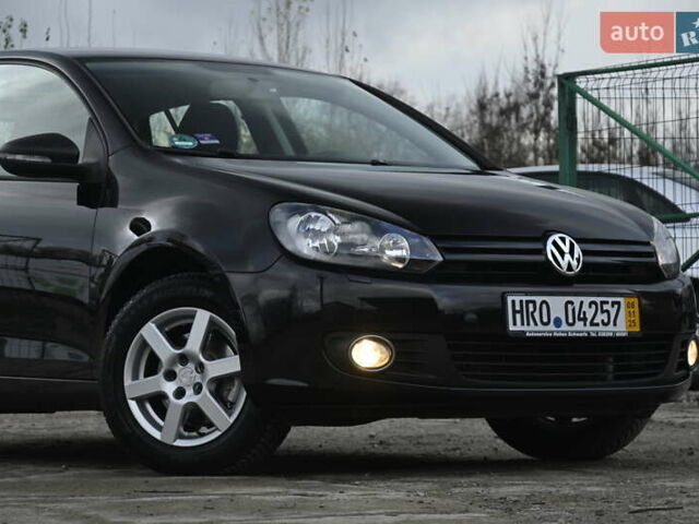Черный Фольксваген Гольф, объемом двигателя 1.6 л и пробегом 217 тыс. км за 7700 $, фото 2 на Automoto.ua
