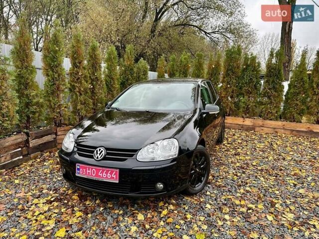 Черный Фольксваген Гольф, объемом двигателя 1.6 л и пробегом 215 тыс. км за 6300 $, фото 3 на Automoto.ua