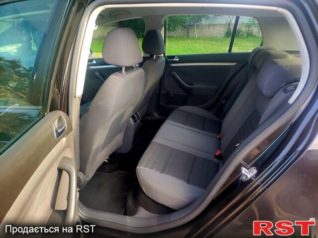 Чорний Фольксваген Гольф, об'ємом двигуна 1.6 л та пробігом 191 тис. км за 6750 $, фото 6 на Automoto.ua