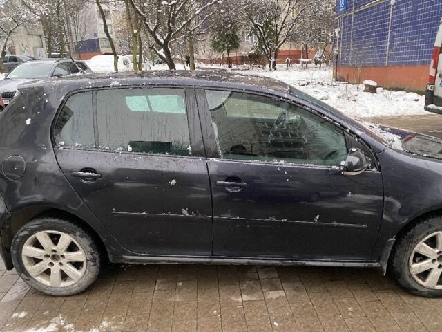 Черный Фольксваген Гольф, объемом двигателя 0 л и пробегом 190 тыс. км за 6200 $, фото 3 на Automoto.ua