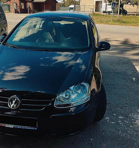 Черный Фольксваген Гольф, объемом двигателя 1.6 л и пробегом 280 тыс. км за 6300 $, фото 1 на Automoto.ua