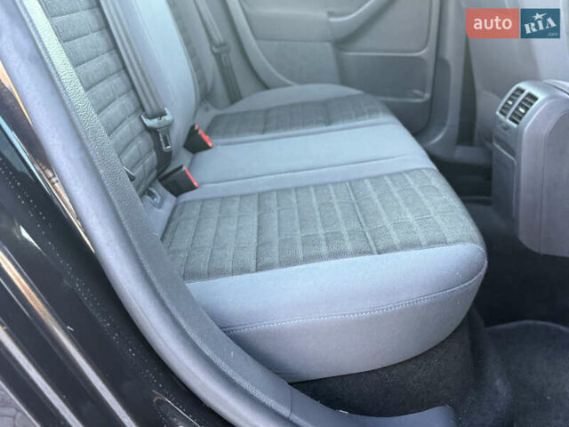 Чорний Фольксваген Гольф, об'ємом двигуна 1.4 л та пробігом 211 тис. км за 5650 $, фото 54 на Automoto.ua