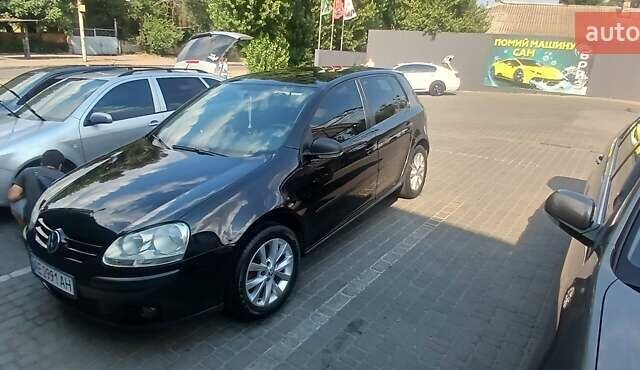 Черный Фольксваген Гольф, объемом двигателя 1.6 л и пробегом 228 тыс. км за 7500 $, фото 3 на Automoto.ua