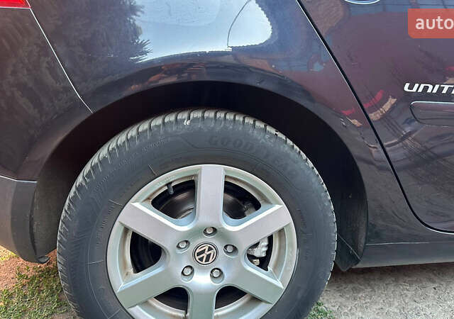 Чорний Фольксваген Гольф, об'ємом двигуна 1.6 л та пробігом 230 тис. км за 7600 $, фото 16 на Automoto.ua