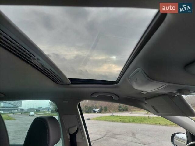 Черный Фольксваген Гольф, объемом двигателя 1.6 л и пробегом 198 тыс. км за 6499 $, фото 30 на Automoto.ua