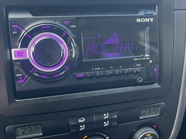 Чорний Фольксваген Гольф, об'ємом двигуна 1.6 л та пробігом 211 тис. км за 6350 $, фото 4 на Automoto.ua