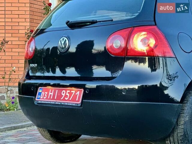 Чорний Фольксваген Гольф, об'ємом двигуна 1.6 л та пробігом 195 тис. км за 6399 $, фото 15 на Automoto.ua