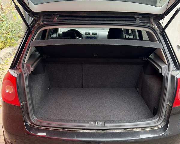 Черный Фольксваген Гольф, объемом двигателя 1.9 л и пробегом 141 тыс. км за 6900 $, фото 10 на Automoto.ua