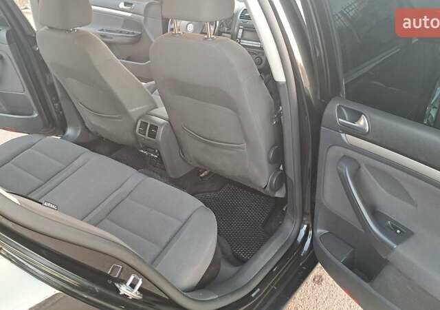 Чорний Фольксваген Гольф, об'ємом двигуна 1.98 л та пробігом 287 тис. км за 5799 $, фото 16 на Automoto.ua